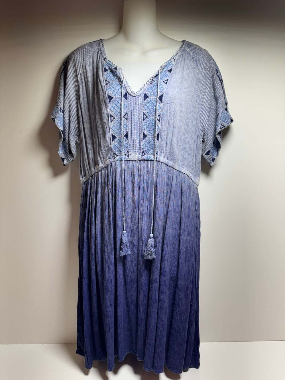 Studio West By The Beach Sz Large Dress V Neck Blue Ombré Boho Festival Y2K